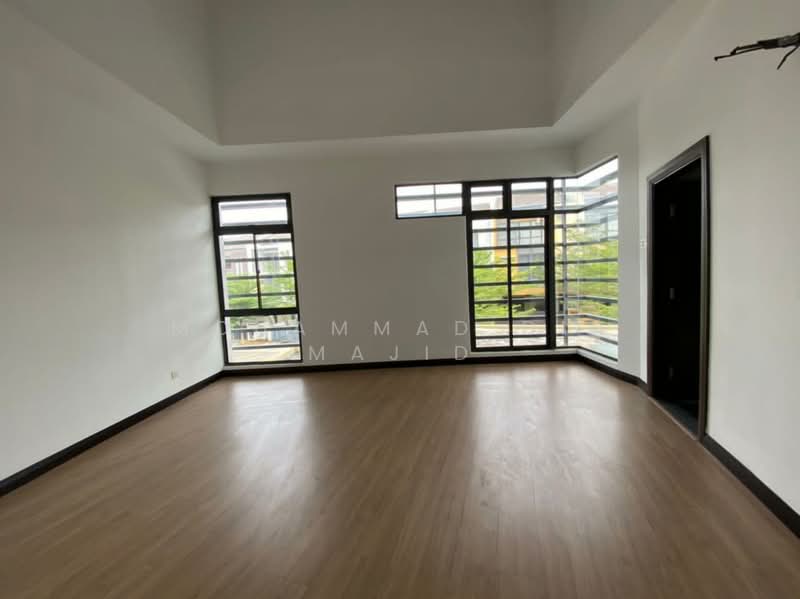 Rumah Teres 2 Tingkat untuk Dijual di Laman Glenmarie (Shah Alam) - Mohammad Din Majid - Living Room - PropertyGuru.com.my
