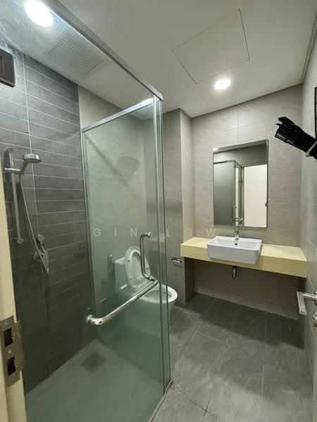 Condominium for Rent at Vivo Residential Suites - Gin Low - Bathroom - PropertyGuru.com.my