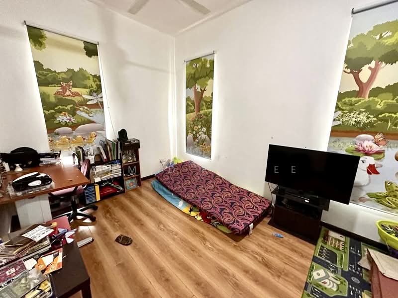 Semi-Detached House for Sale in Taman Tropika 2 (Kajang) - Ahmad Fadlee - Bedroom - PropertyGuru.com.my