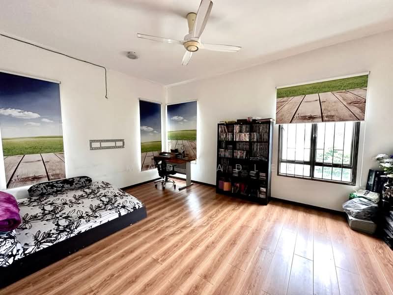 Semi-Detached House for Sale in Taman Tropika 2 (Kajang) - Ahmad Fadlee - Bedroom - PropertyGuru.com.my