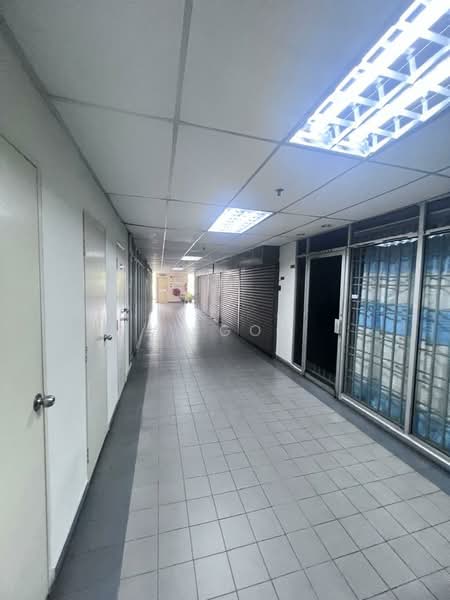 Kedai / Pejabat untuk Disewa di Bayan Lepas (Penang) - V. Goh - Corridor - PropertyGuru.com.my