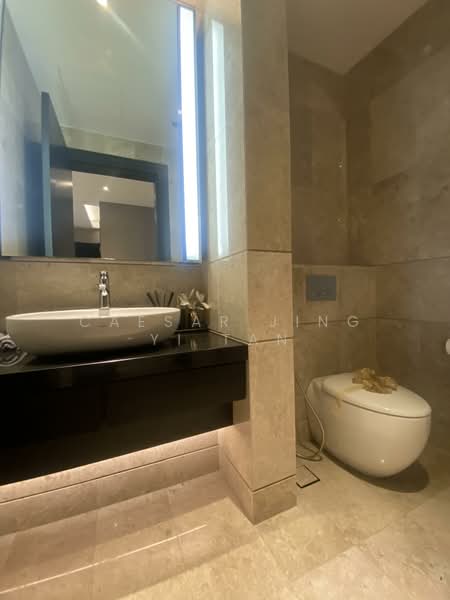 Servis Apartment untuk Dijual di The Ritz-Carlton Residences - Caesar Jing Yi Tan - Bathroom - PropertyGuru.com.my