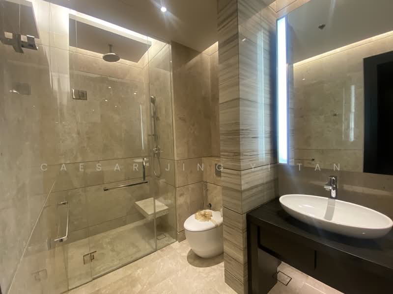 Servis Apartment untuk Dijual di The Ritz-Carlton Residences - Caesar Jing Yi Tan - Bathroom - PropertyGuru.com.my
