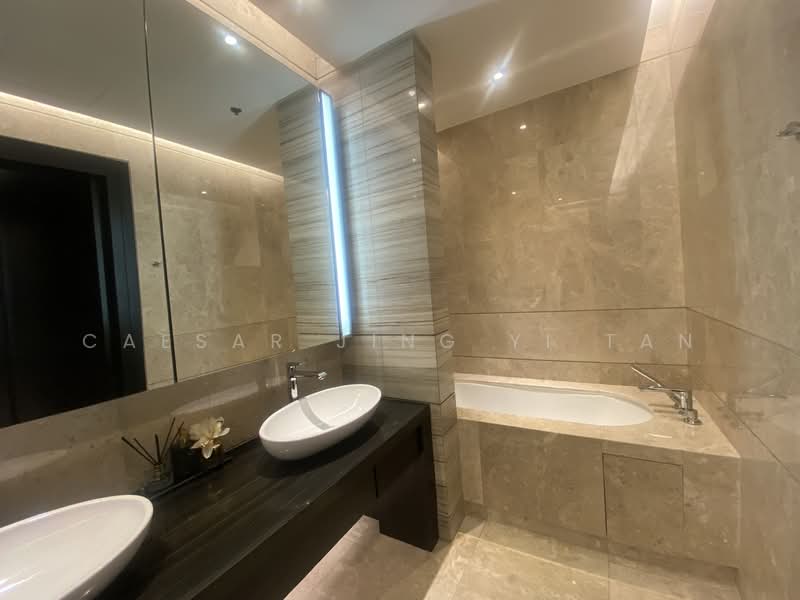 Servis Apartment untuk Dijual di The Ritz-Carlton Residences - Caesar Jing Yi Tan - Bathroom - PropertyGuru.com.my
