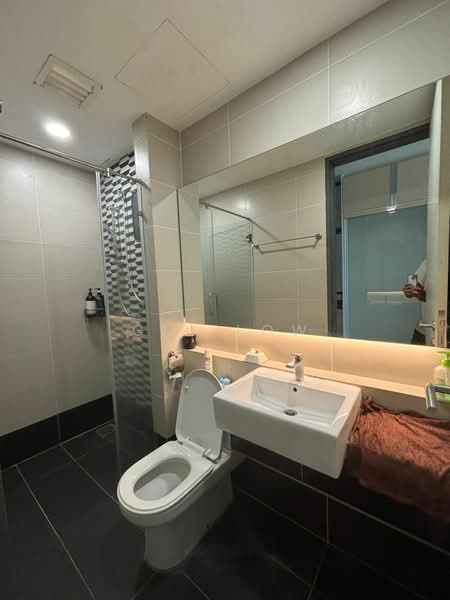 Servis Apartment untuk Disewa di Tiara Mutiara 2 - Gin Low - Bathroom - PropertyGuru.com.my