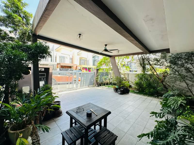Rumah Teres 3 Tingkat untuk Dijual di Laman Glenmarie (Shah Alam) - Mohammad Din Majid - Exterior - PropertyGuru.com.my
