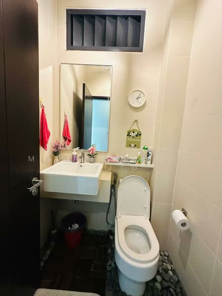 Rumah Teres 3 Tingkat untuk Dijual di Laman Glenmarie (Shah Alam) - Mohammad Din Majid - Bathroom - PropertyGuru.com.my