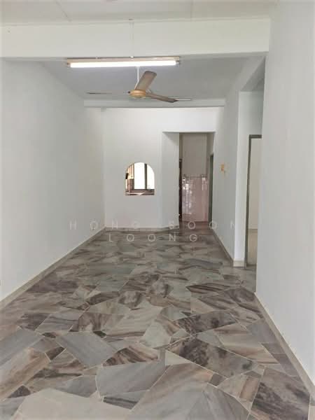 1-storey Terraced House for Sale in Bandar Kinrara Seksyen 1 (Bandar Kinrara) - Hong Soon Loong - Interior - PropertyGuru.com.my