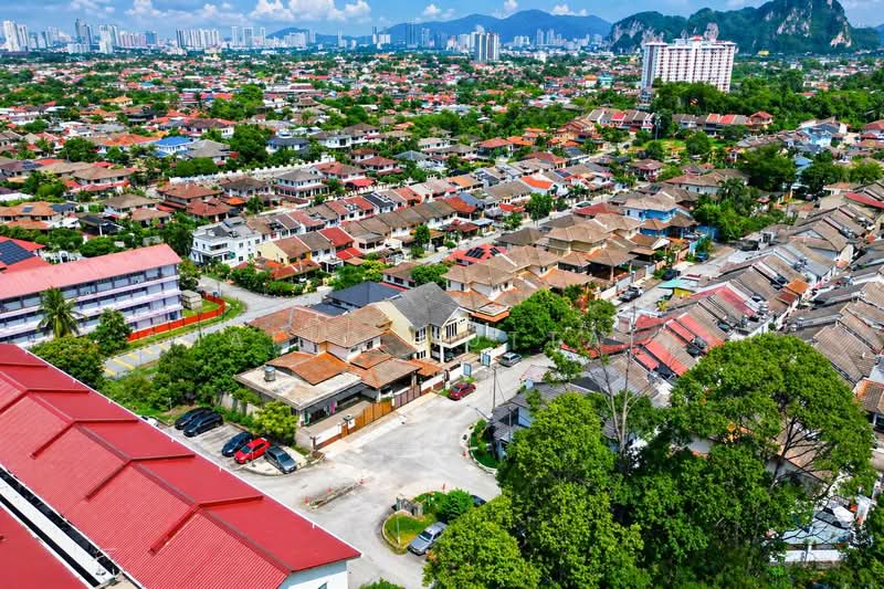Semi-Detached House for Sale in Gombak (Selangor) - Shafiq Muttalib - Exterior - PropertyGuru.com.my
