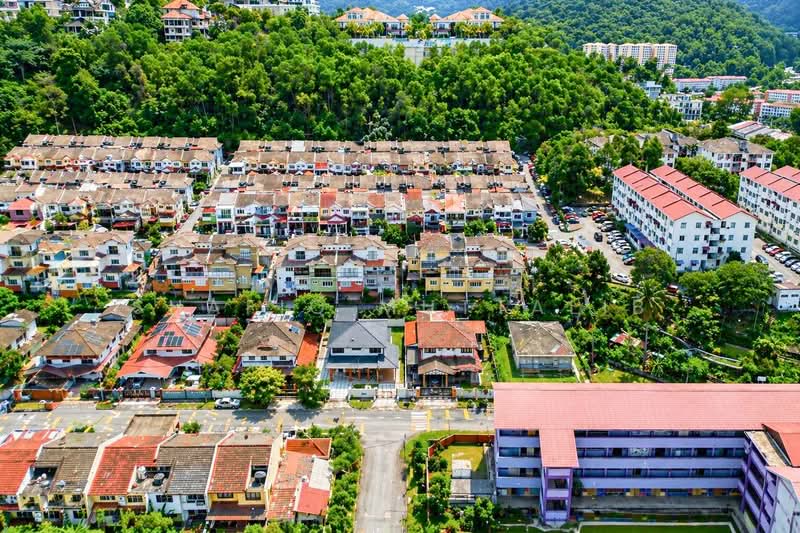 Semi-Detached House for Sale in Gombak (Selangor) - Shafiq Muttalib - Exterior - PropertyGuru.com.my