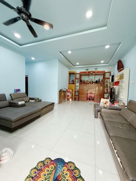 Rumah Kluster untuk Dijual di Kota Masai (Pasir Gudang) - Wong Yi Xin - Living Room - PropertyGuru.com.my