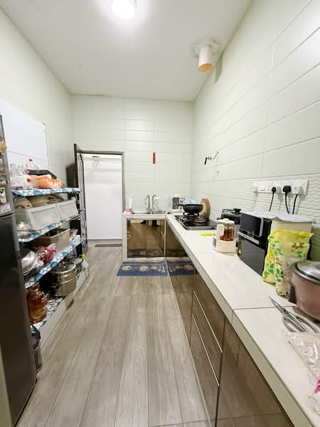 Rumah Kluster untuk Dijual di Kota Masai (Pasir Gudang) - Wong Yi Xin - Kitchen - PropertyGuru.com.my