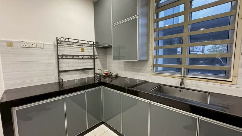 Rumah Teres 2 Tingkat untuk Dijual di Taman Scientex Pasir Gudang (Pasir Gudang) - Christine Poh - Kitchen - PropertyGuru.com.my