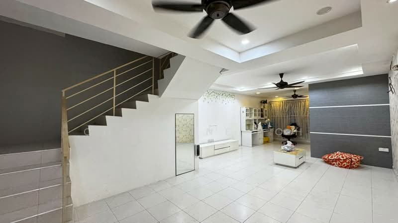 Rumah Teres 2 Tingkat untuk Dijual di Taman Scientex Pasir Gudang (Pasir Gudang) - Christine Poh - Living Room - PropertyGuru.com.my