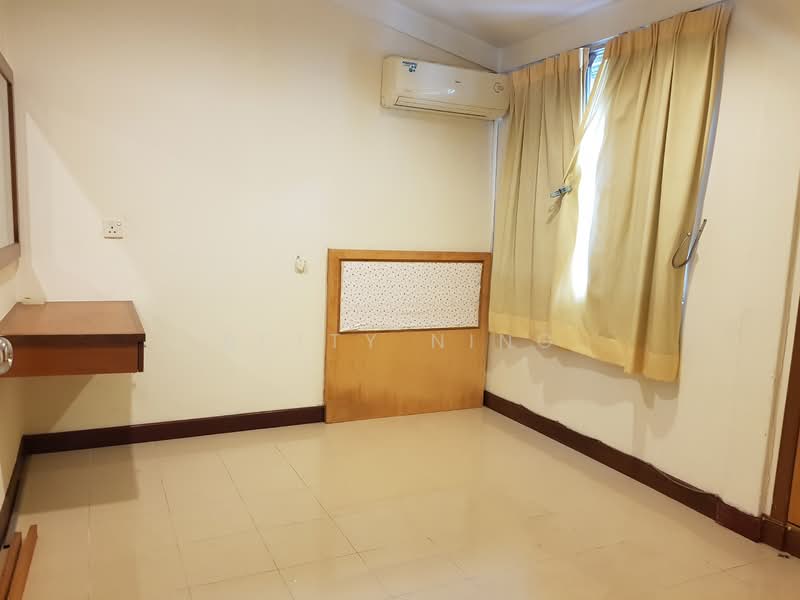 1-storey Terraced House for Sale in Taman Tun Dr Ismail (Kuala Lumpur) - Betty Ning - Bedroom - PropertyGuru.com.my