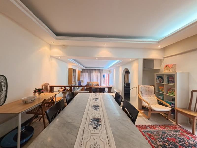 1-storey Terraced House for Sale in Taman Tun Dr Ismail (Kuala Lumpur) - Betty Ning - Dining Room - PropertyGuru.com.my