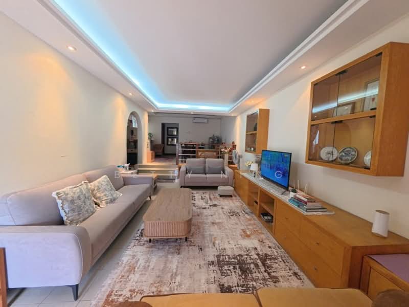 1-storey Terraced House for Sale in Taman Tun Dr Ismail (Kuala Lumpur) - Betty Ning - Living Room - PropertyGuru.com.my