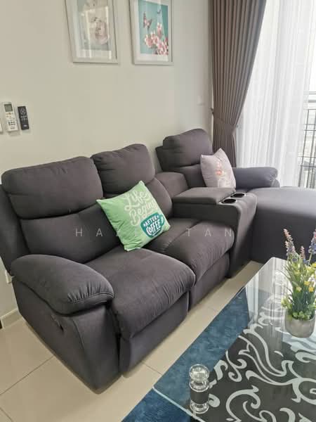 Servis Apartment untuk Dijual di Sunway Velocity TWO - Hazel Tan - Living Room - PropertyGuru.com.my