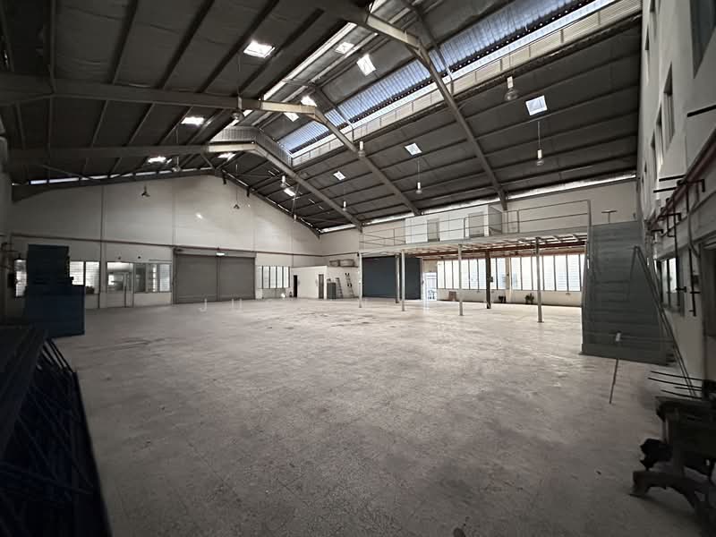 Commercial Semi-D for Sale in Seri Kembangan (Selangor) - JUSTIN TAN - Warehouse - PropertyGuru.com.my