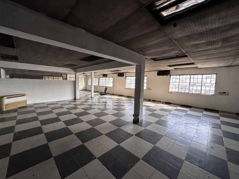 Commercial Semi-D for Sale in Seri Kembangan (Selangor) - JUSTIN TAN - Interior - PropertyGuru.com.my