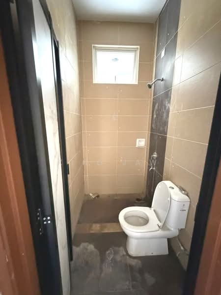 Semi-Detached House for Sale in Taman Mount Austin (Tebrau) - Kino Jaw - Bathroom - PropertyGuru.com.my