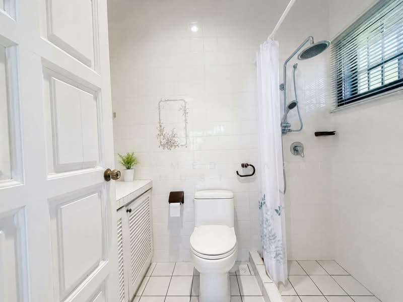 Bungalow for Sale in Taman Tanjung (Port Dickson) - Muhammed Nazri bin Mustapha - Bathroom - PropertyGuru.com.my