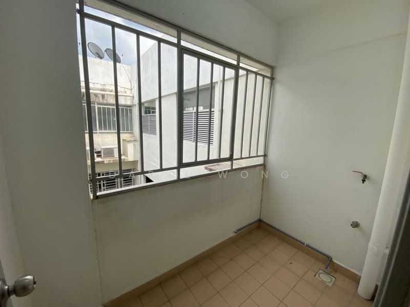 Kondominium untuk Disewa di D'Aman Ria Condominium - Daryl Wong - Balcony - PropertyGuru.com.my