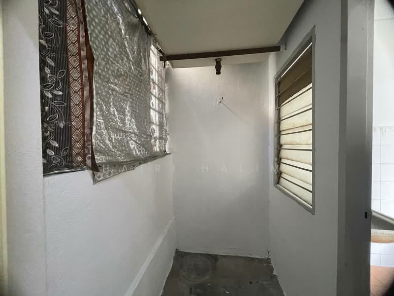 Pangsapuri untuk Dijual di Seri Ayu Apartment - Hairi Halim - Interior - PropertyGuru.com.my