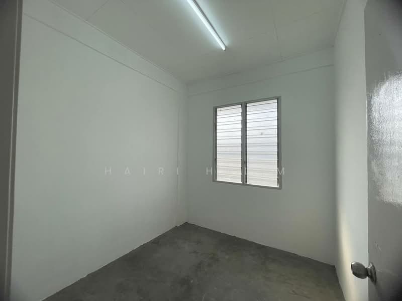 Pangsapuri untuk Dijual di Seri Ayu Apartment - Hairi Halim - Interior - PropertyGuru.com.my