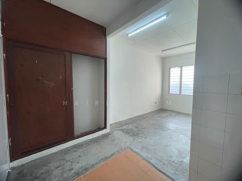Pangsapuri untuk Dijual di Seri Ayu Apartment - Hairi Halim - Interior - PropertyGuru.com.my