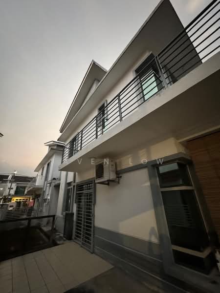 Rumah Berkembar untuk Dijual di Bandar Saujana Putra (Tanjong Duabelas) - Javen Low - PropertyGuru.com.my
