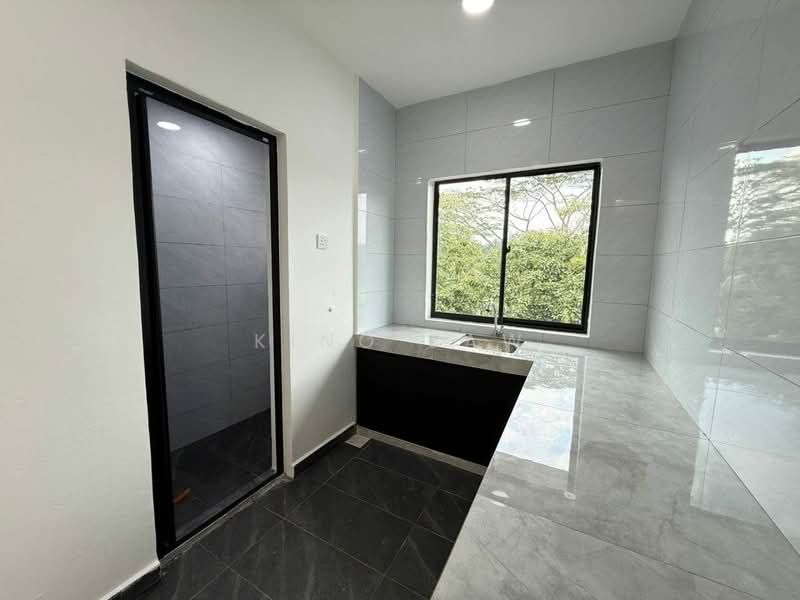 1-storey Terraced House for Sale in Taman Abad (Johor Bahru) - Kino Jaw - Kitchen - PropertyGuru.com.my