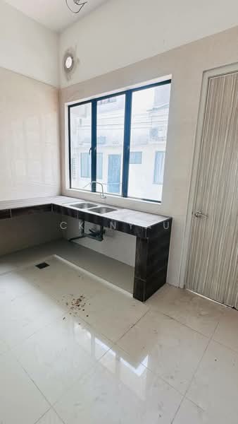 Rumah Teres 2.5 Tingkat untuk Disewa di Ipoh (Perak) - Ck Nyau - PropertyGuru.com.my