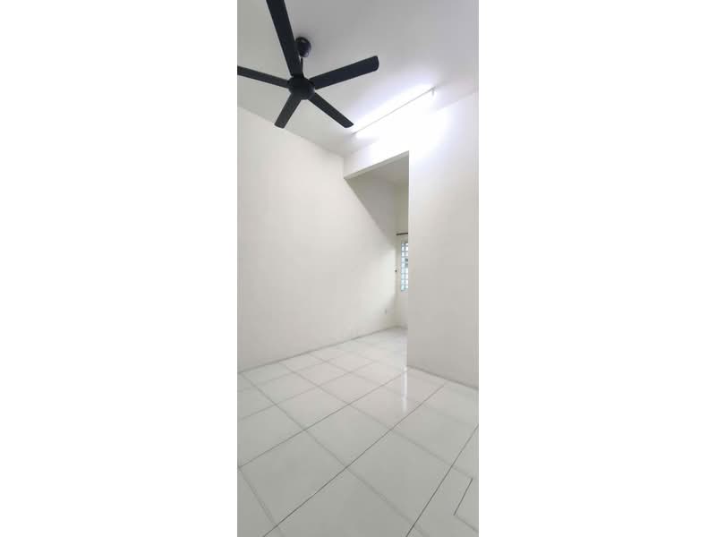 2-storey Terraced House for Sale in Lahat (Perak) - Sam . - Interior - PropertyGuru.com.my