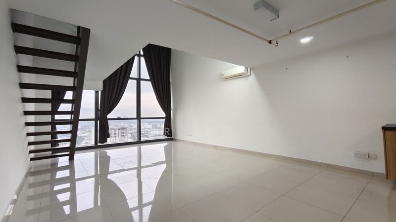 Servis Apartment untuk Disewa di Pinnacle Petaling Jaya - Cherry Fan - Living Room - PropertyGuru.com.my