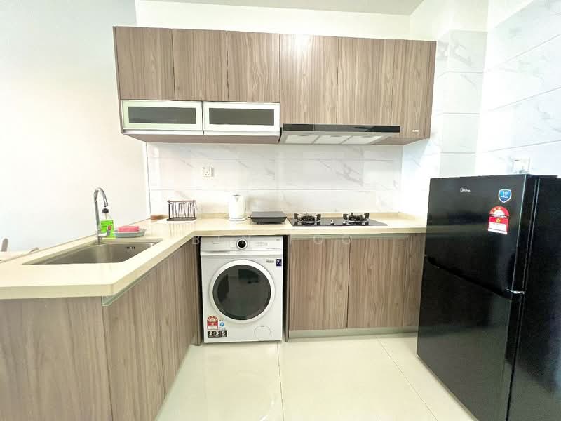 Condominium for Rent at Country Garden Central Park - Ben Foo - Kitchen - PropertyGuru.com.my