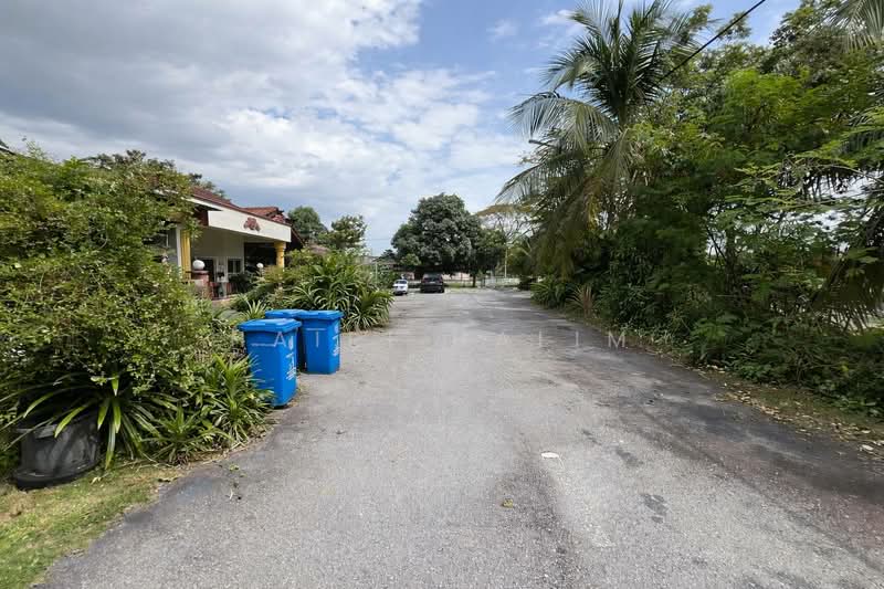 1-storey Terraced House for Sale in Seksyen 17 (Shah Alam) - Hairi Halim - PropertyGuru.com.my