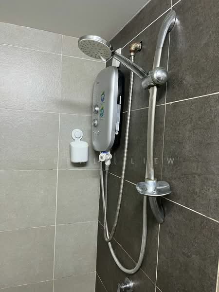 Servis Apartment untuk Disewa di Pinnacle Petaling Jaya - Gerald Liew - Bathroom - PropertyGuru.com.my