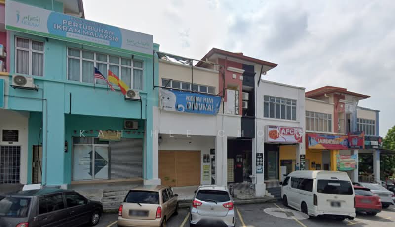 Shop for Sale in Cheras (Selangor) - Kah Hee Chong - Exterior - PropertyGuru.com.my