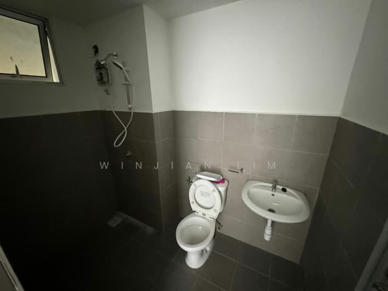 Pangsapuri untuk Disewa di Tangerine Suites - Winjian Lim - Bathroom - PropertyGuru.com.my