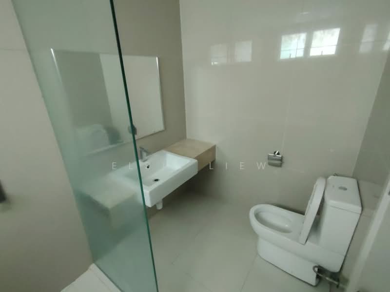 Kondominium untuk Dijual di Le Yuan Residence - Elsis Liew - Bathroom - PropertyGuru.com.my