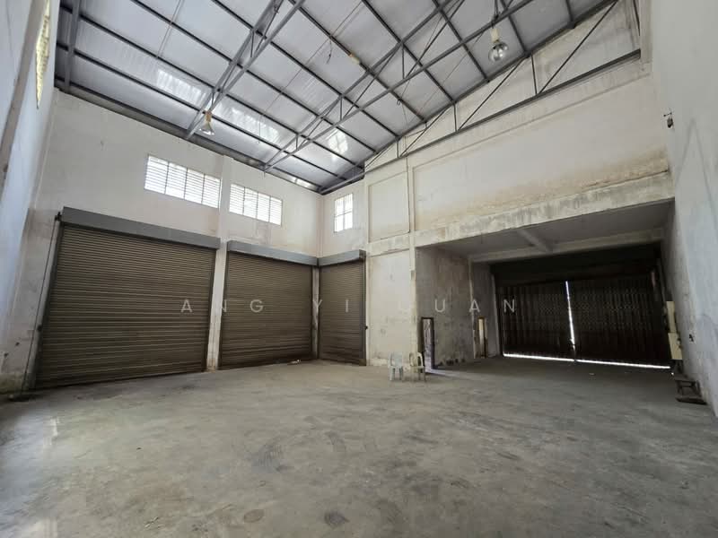 Semi-D Factory for Rent in Sri Edaran Industrial Park (Batu) - Ang Yi Quan - Interior - PropertyGuru.com.my