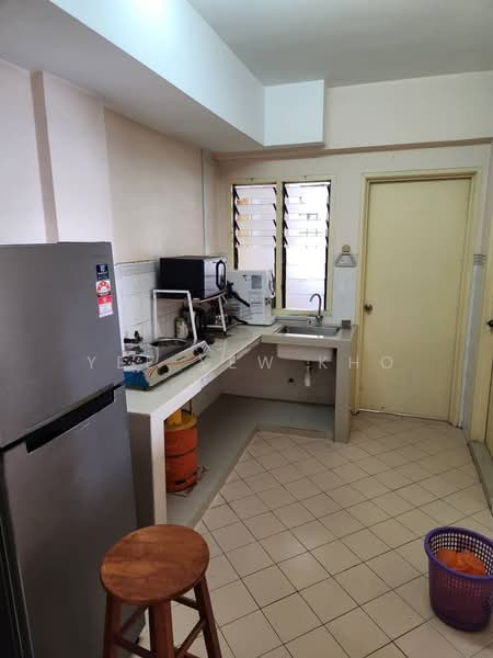 Condominium for Rent at Vista Komanwel A - Yee Yew Kho - Kitchen - PropertyGuru.com.my