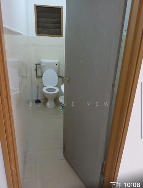 Pangsapuri untuk Dijual di Taman Sri Kuching - Elaine Yew - Bathroom - PropertyGuru.com.my