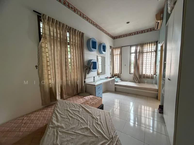 Semi-Detached House for Sale in Johor Bahru (Johor) - Michele Sylvester - Bedroom - PropertyGuru.com.my