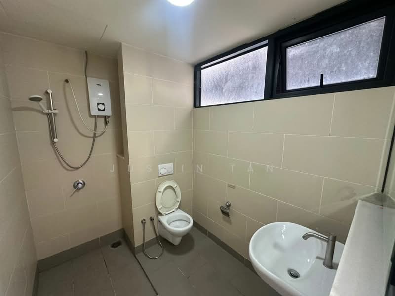 Servis Apartment untuk Disewa di Tamarind Suites - JUSTIN TAN - Bathroom - PropertyGuru.com.my