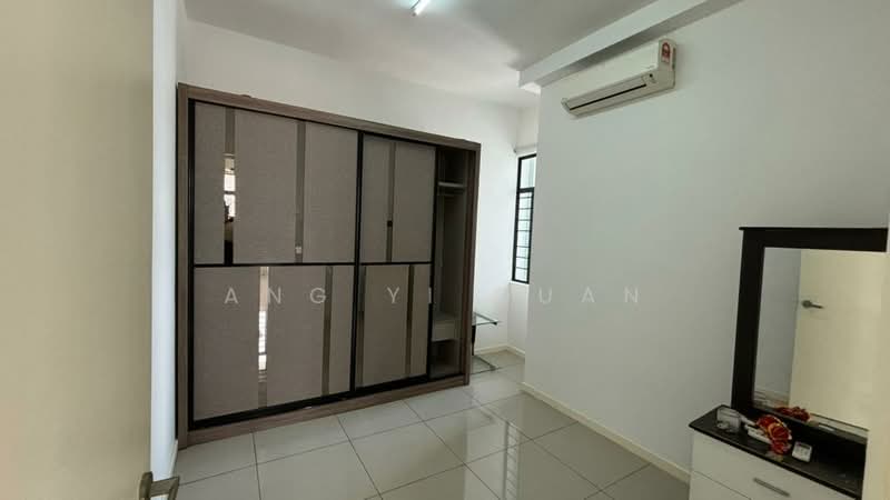 Service Residence for Sale at Fortune Perdana - Ang Yi Quan - Bedroom - PropertyGuru.com.my