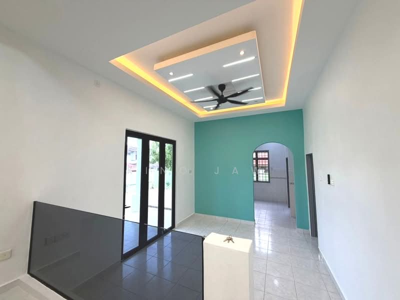 2-storey Terraced House for Sale in Bandar Seri Alam (Masai) - Kino Jaw - Living Room - PropertyGuru.com.my