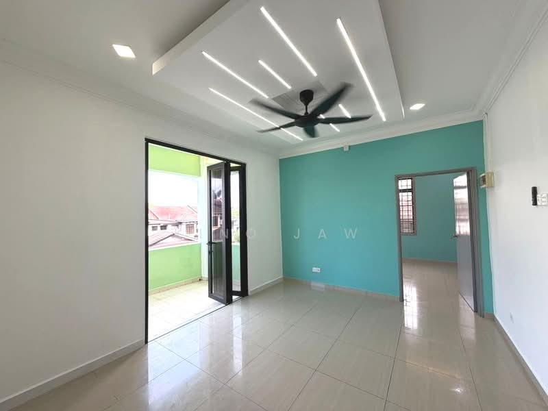 2-storey Terraced House for Sale in Bandar Seri Alam (Masai) - Kino Jaw - Living Room - PropertyGuru.com.my