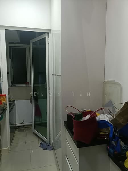 Kondominium untuk Dijual di Scenaria @ North Kiara Hills - Leon Teh - Kitchen - PropertyGuru.com.my
